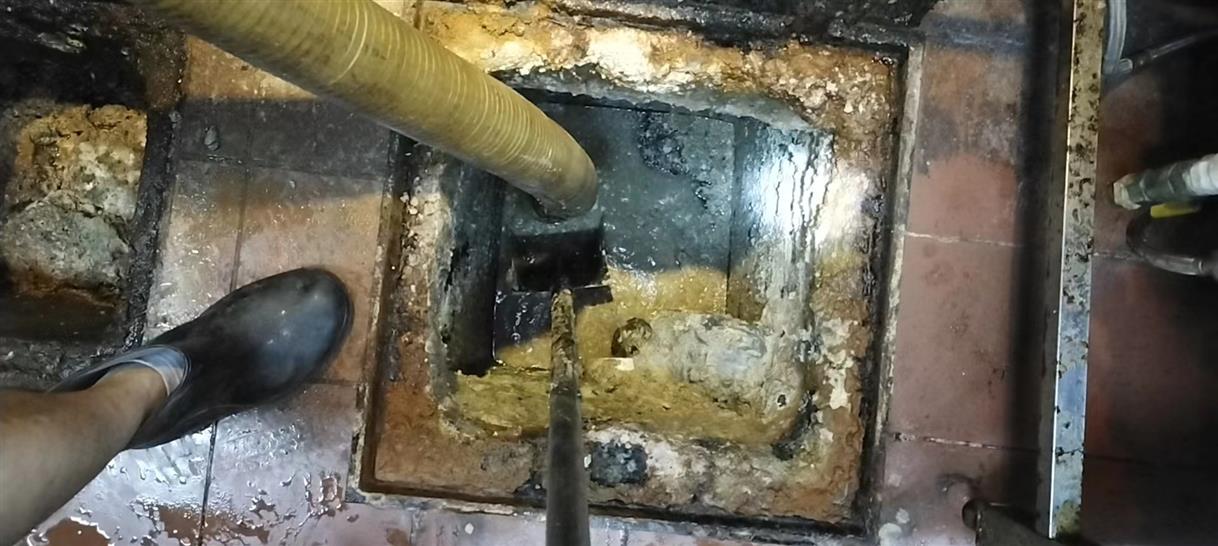 萨嘎污水池清理一般都有毒气，怎么预防中毒呢？