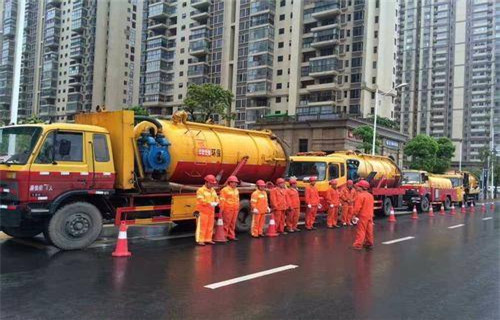 萨嘎市政管道清淤