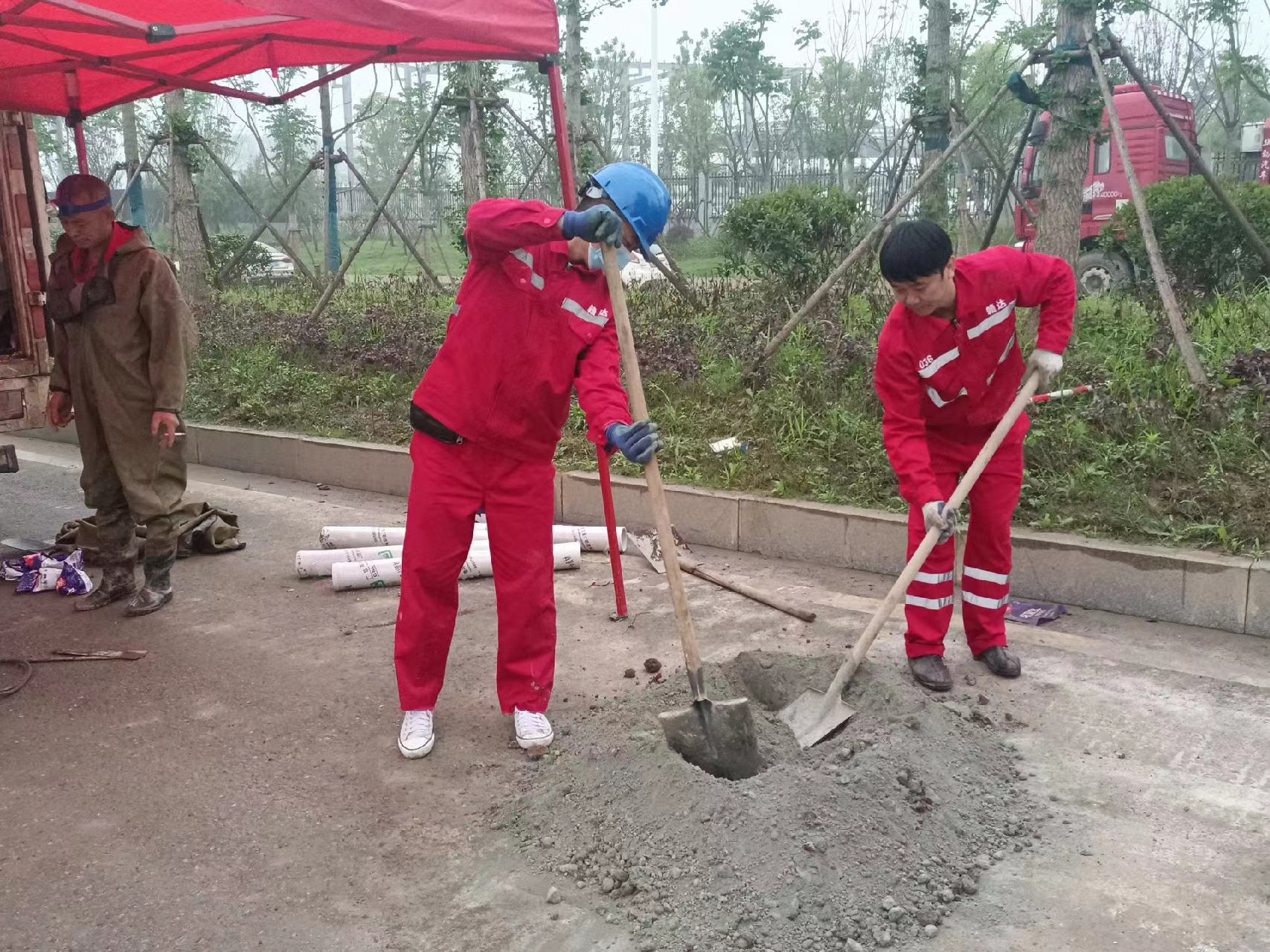 萨嘎管道疏通哪家好】及时进行市政管道清淤