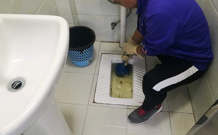 萨嘎疏通蹲坑